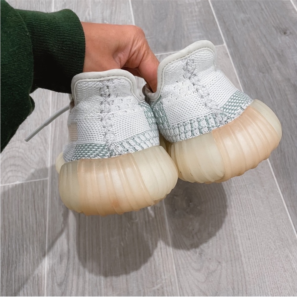 ❌SOLD❌Yeezy Boost 350 V2 Cloud White Non-Reflective - Picture 7 of 8